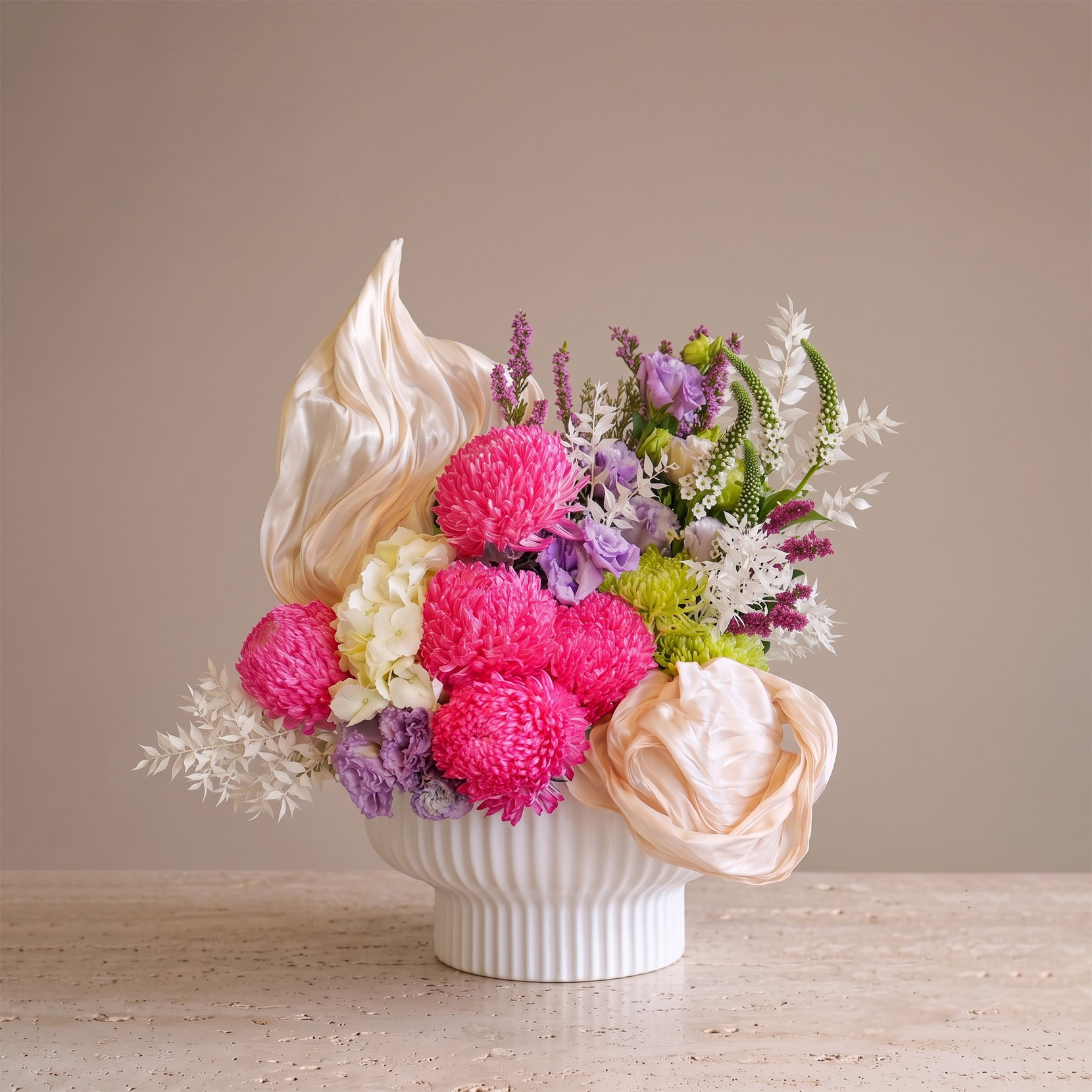 Luminal vase