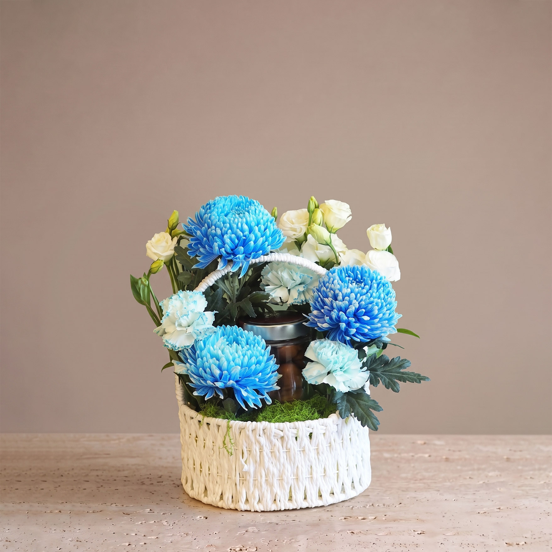 Enchanted sweet basket